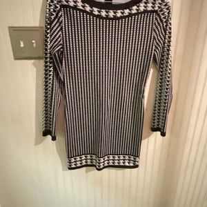 Short black and white dress